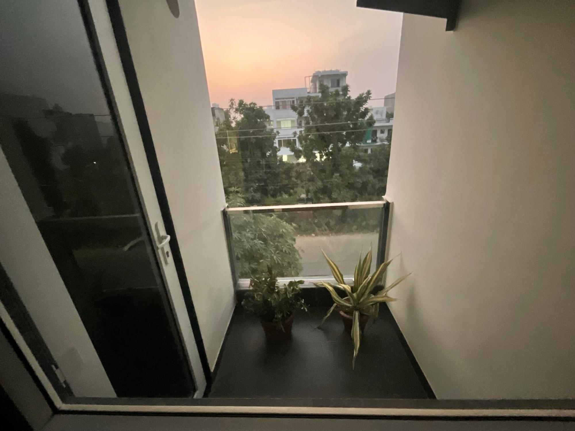 Downtown Studios Gurgaon Exterior photo